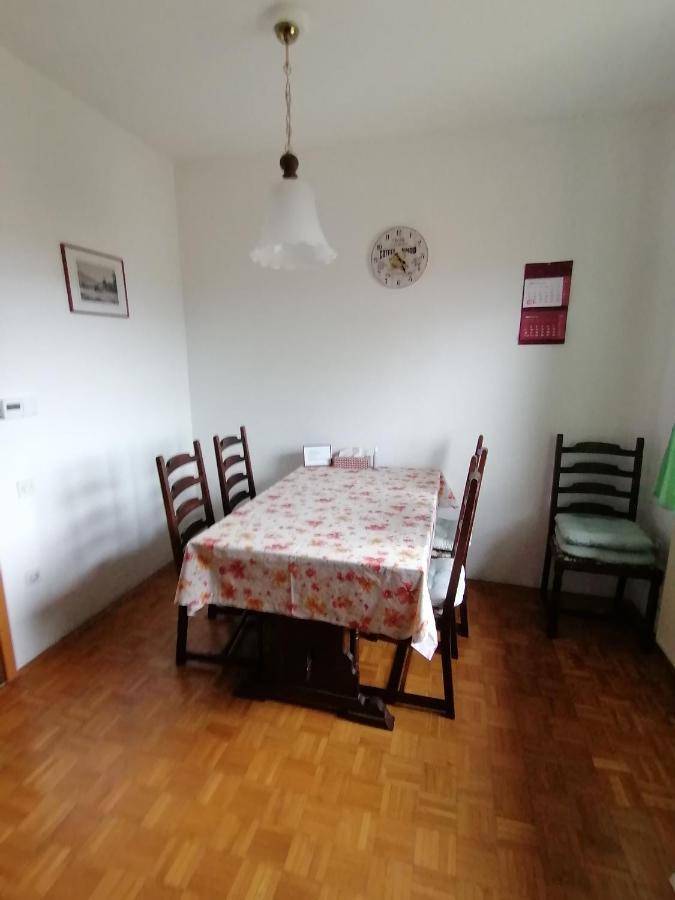 Apartmaji Karbic Postojna Buitenkant foto